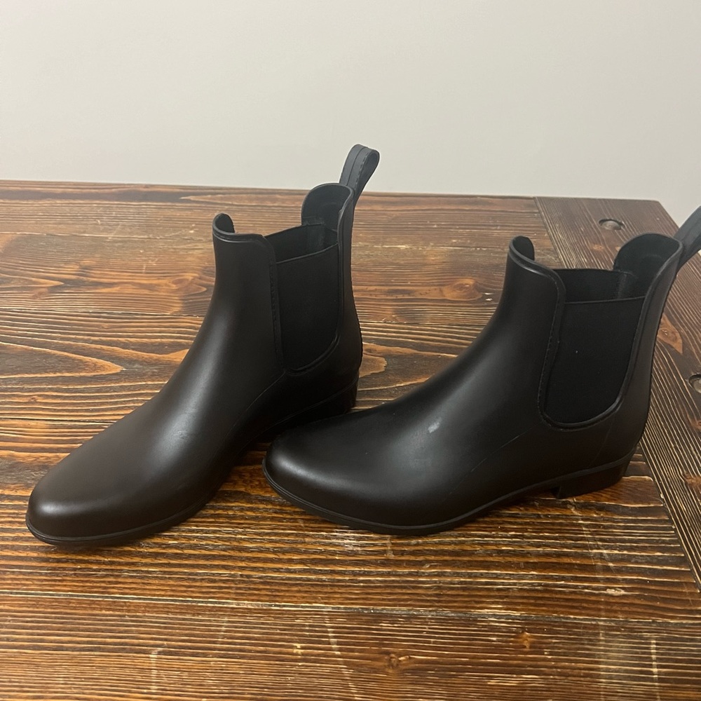 Sam Edelman Black Chelsea Boots